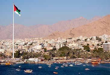 Jordan's 26km coastline lies on which body of water?