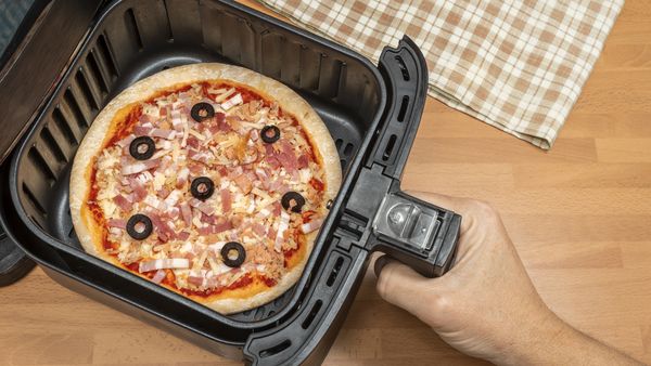 Air fryer pizza stock picture