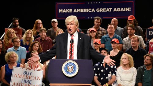 Alec Baldwin impersonates Donald Trump in SNL. (AAP)