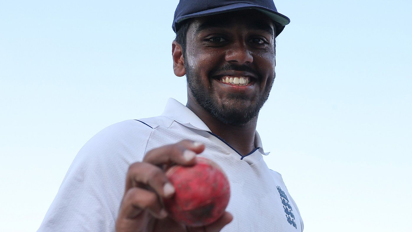 Teen England spinner's record-breaking feat leaves Pakistan in tatters