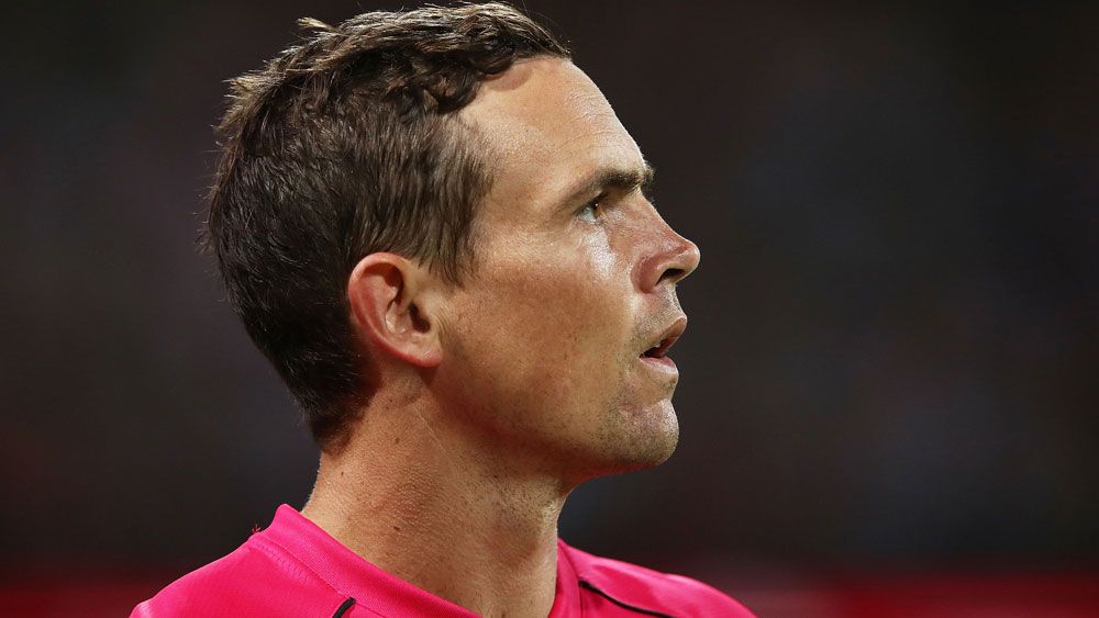 Winless Sydney Sixers defend decision to not bowl Steve O'Keefe in BBL loss to Adelaide Strikers