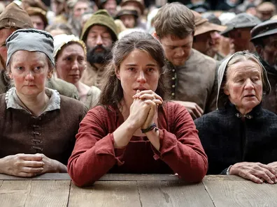 Jessie Buckley in Hamnet