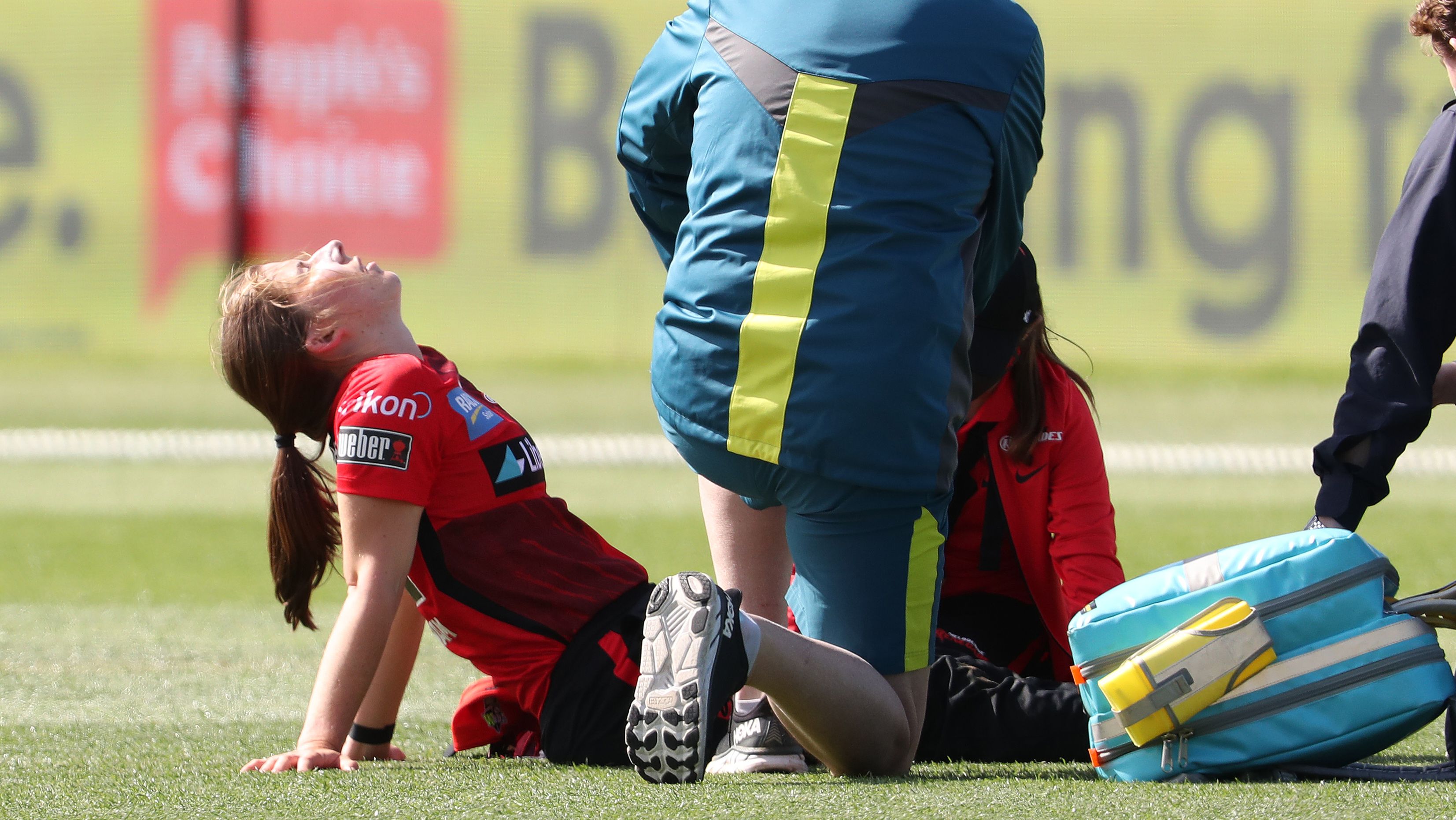Georgia Wareham of the Melbourne Renegades injured her knee.