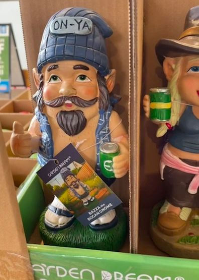 Aussie garden gnomes at Bunnings, Bazza the Bogan gnome