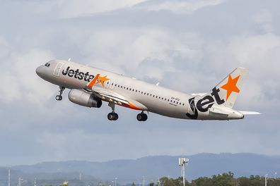 This image is from a Jetstar Airbus A320 that leaves the Brisbane International Airport 19L track. Jetstar Airways PTY LTD, which functions as Jetstar, is an low -cost Australian airline (self -described as 