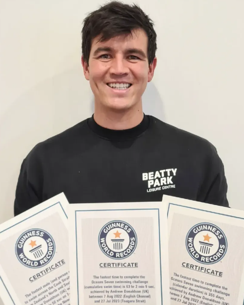 Andy Donaldson detiene diversi record mondiali.