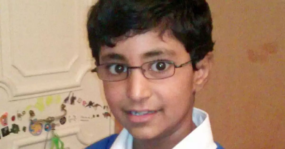 UK schoolboy dies after classmate puts cheese down his shirt
