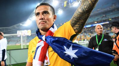 Tim Cahill: Whole heart in it as usual and rattled the bar with a header but mostly lacked the service to utilise his aerial prowess to its best effect - 7