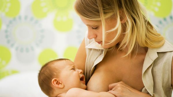 Why Breastfeeding Another Woman S Baby Is Wrong 9honey