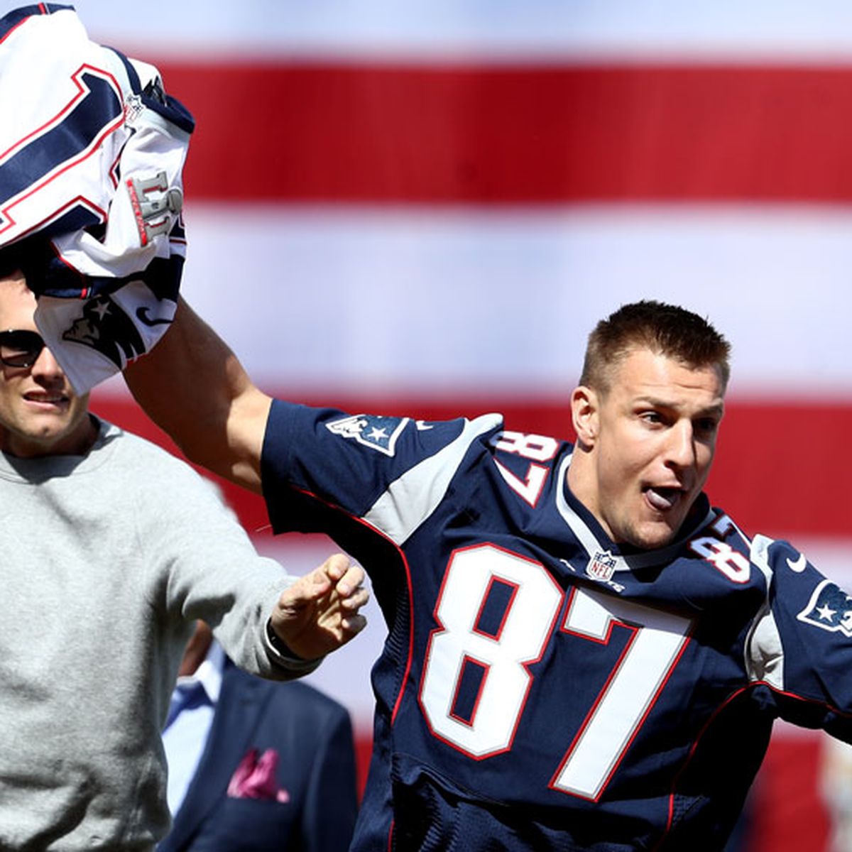 Rob Gronkowski 'steals' Tom Brady's jersey at Red Sox opening day, NFL  News