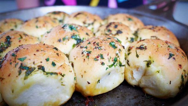 Perfect, fluffy, puffy garlic butter pizza dough balls