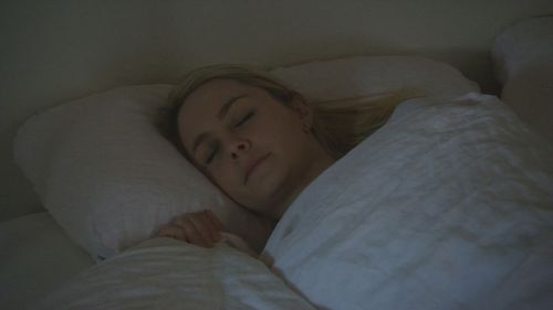 Oltre 10.000 adulti di età compresa tra i 60 e gli 89 anni sono stati seguiti nel tempo e gli è stato chiesto quante volte alla settimana avrebbero fatto sogni inquietanti.