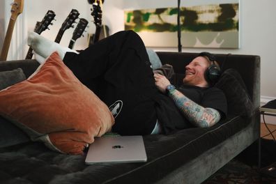 Ed Sheeran reveals new buzz cut haircut, April 2026