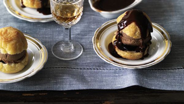 Choux puffs with chocolate and Armagnac ice-cream