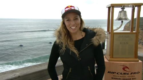 Surfing star Sally Fitzgibbons wins second-straight Fiji Pro