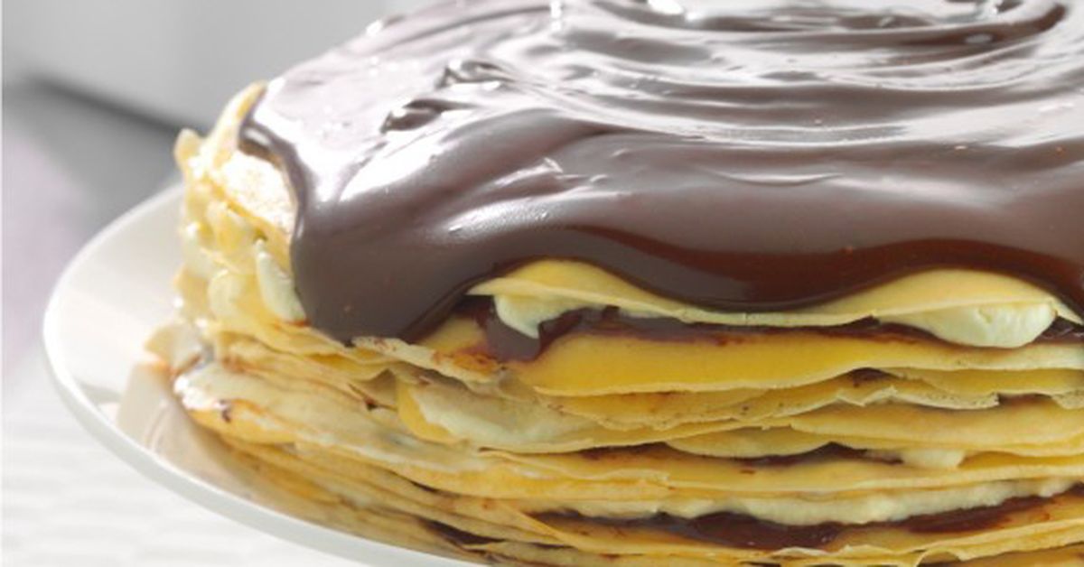 SNICKERS CREPE CAKE.