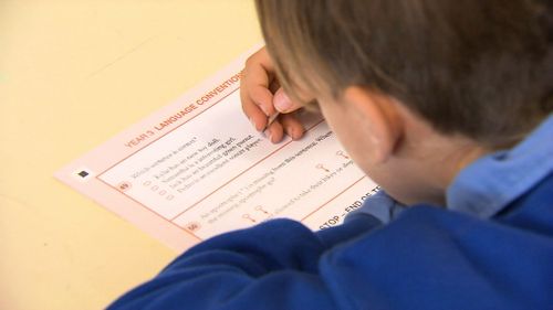 Queensland teachers are calling for school holiday dates to change to avoid children sitting in non-air conditioned classrooms during the hottest part of the year.