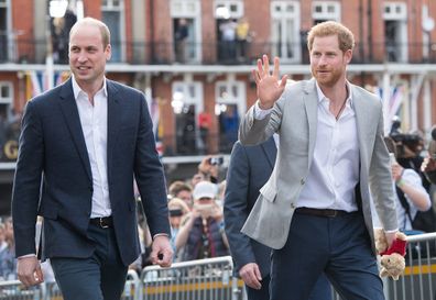 William and Harry approve Diana statue