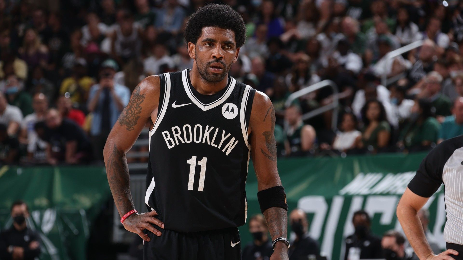 Kyrie Irving asks for privacy about vaccine, availability for Brooklyn Nets