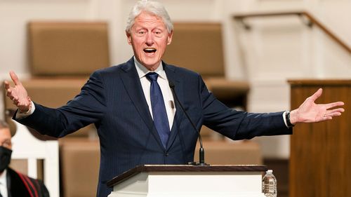 Former President Bill Clinton has been hospitalised with an infection.