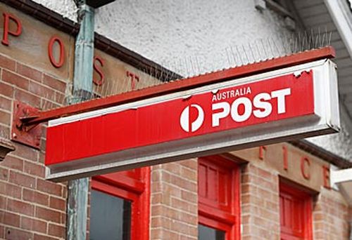 Australia Post sign (Getty)