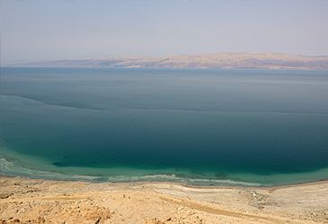 Which body of water forms part of the boundary between Israel and the West Bank?