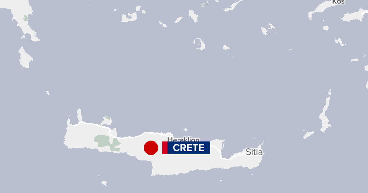 At least 18 migrants die after inflatable boat sinks near Greek island