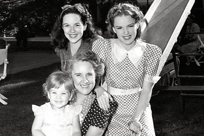 <b>Judy Garland's mother</b><p><br/>Judy Garland's fame-hungry mother has been described as a 'tyrant' who forced her teenage daughter to pop diet pills to keep her weight down. Unfortunately the pill-popping took hold and Judy died of an accidental drug overdose aged 47.<br/>