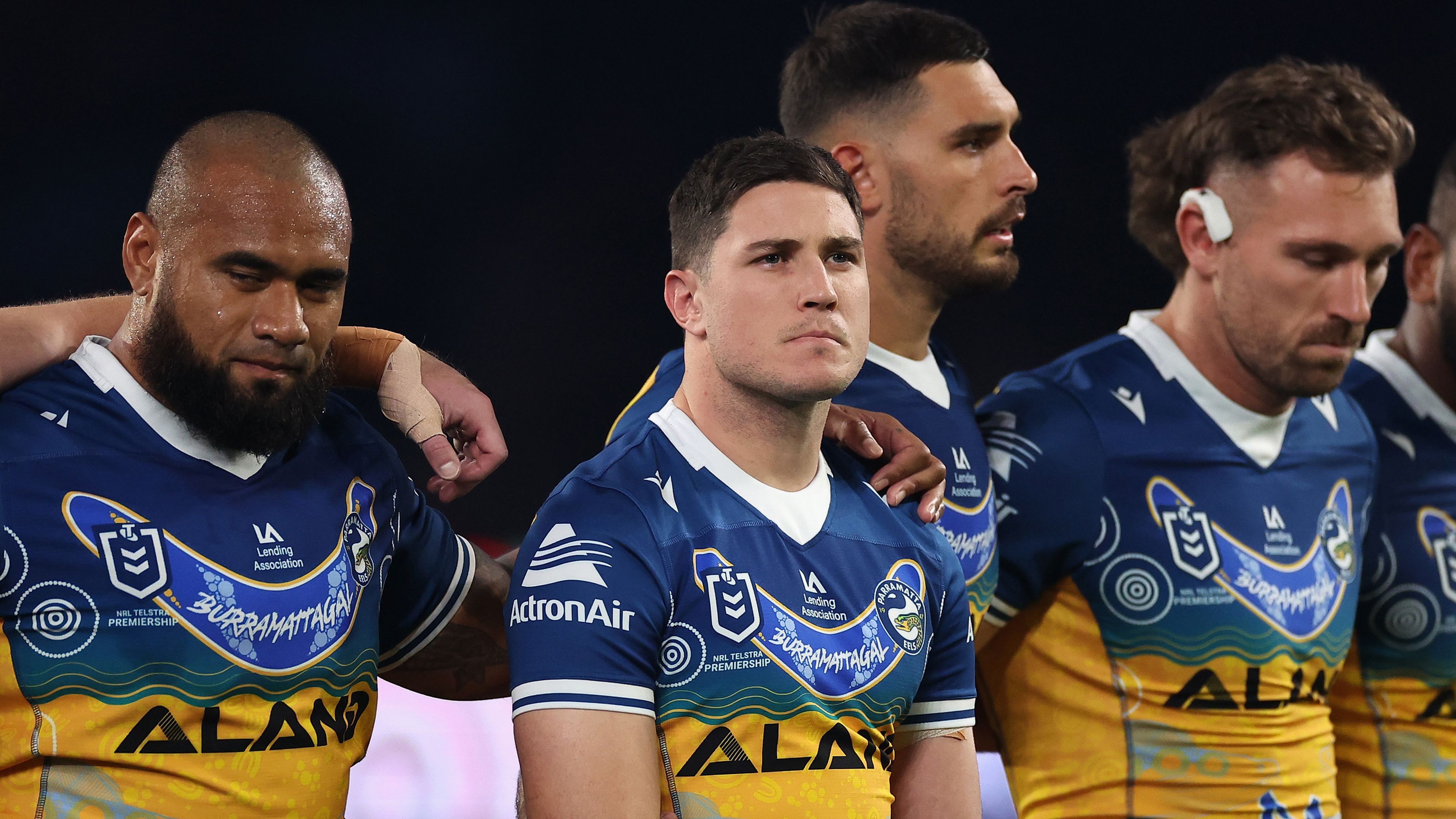 SYDNEY, AUSTRALIA - MAY 19: Mitchell Moses of the Eels and team mates line up during the round 12 NRL match between South Sydney Rabbitohs and Parramatta Eels at Allianz Stadium on May 19, 2023 in Sydney, Australia. (Photo by Cameron Spencer/Getty Images)