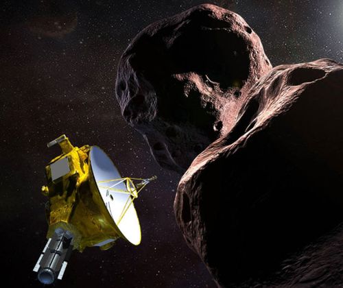 Artist's impression of NASA's New Horizons spacecraft flying past Ultima Thule, a Kuiper Belt object officially named 2104 MU69. (NASA).
