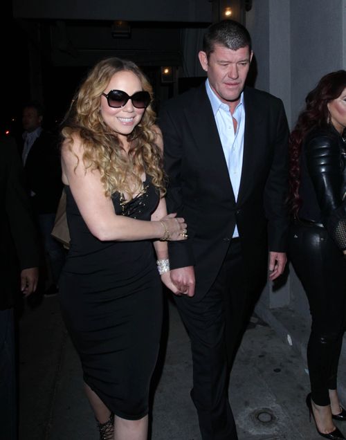 Mariah Carey and James Packer depart Craig's Restaurant in Beverly Hills, USA, in 2016. (AAP)