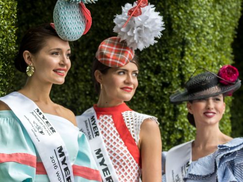 Fashions on the Field winners: Charlotte Moor, Olivia Moor,  and Yvette Hardy.