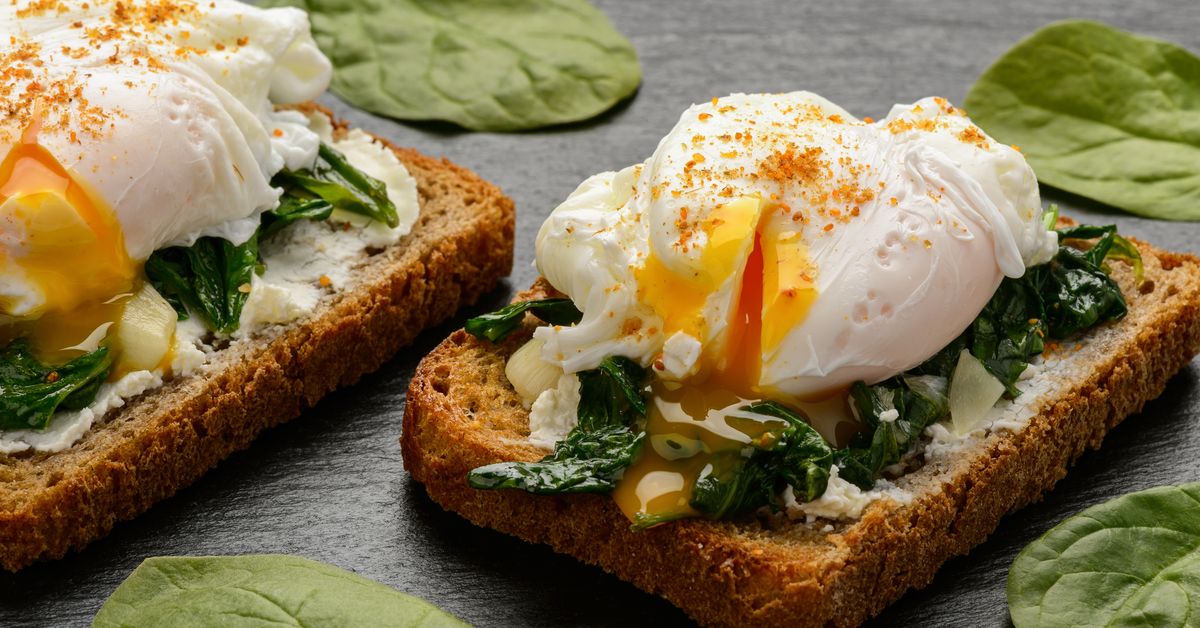 Air Fryer Poached Eggs - Daily Yum