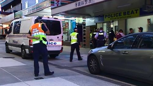 Man coward-punched, police assaulted in two separate incidents at Fortitude Valley