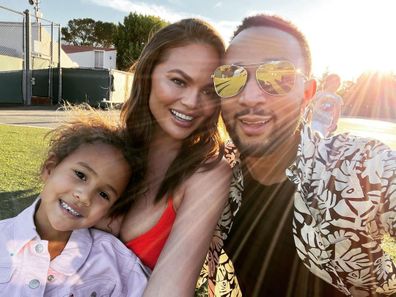 chrissy teigen john legend luna