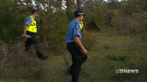 Police are now scouring bushland in Pinaroo.