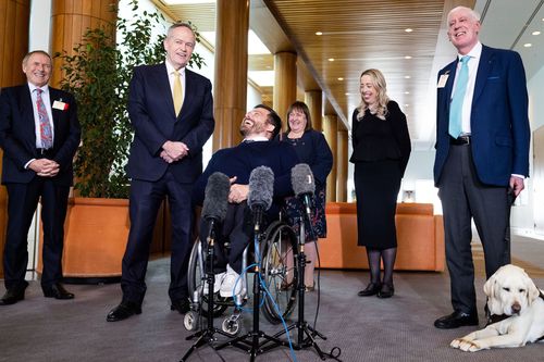 Bill Shorten and Kurt Fearnley during a press conference 