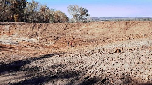 A bone dry dam. (Photo: Jessica Rose Photography) 