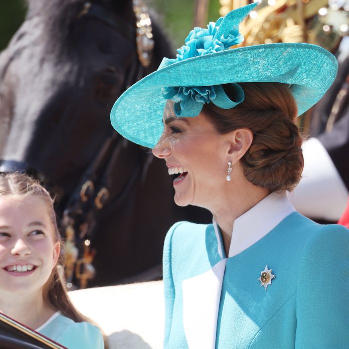 Kate Middleton Princess of Wales news: Trooping the Colour outfit  deliberate choice to copy Princess Diana 1988 look because of tradition |  Opinion - 9Honey