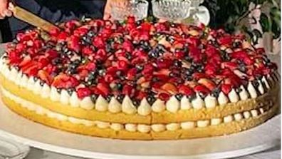The wedding cake Brittany Hockley ordered