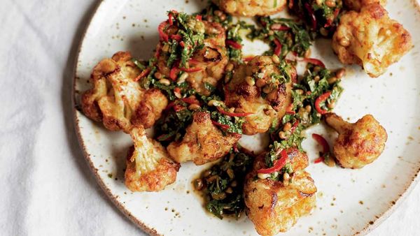 Pan-fried cauliflower salad