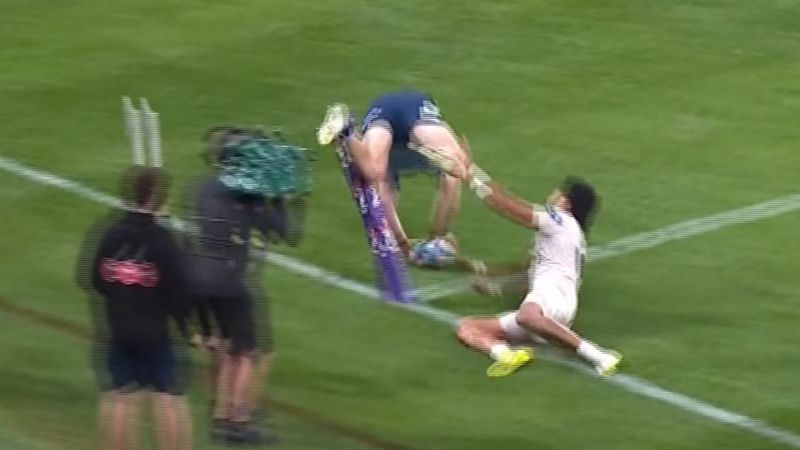 Harvey launches into the corner | Nine.com.au