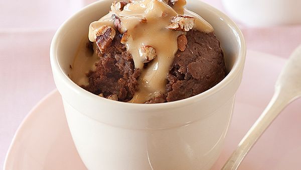 Brownie puddings with coffee caramel sauce