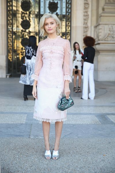 Sarah Ellen seen
wearing Shiatzy Chen, Paris Fashion Week