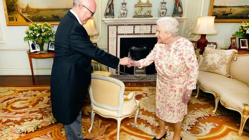 George Brandis met with the Queen at Buckingham Palace. (PA/AAP)