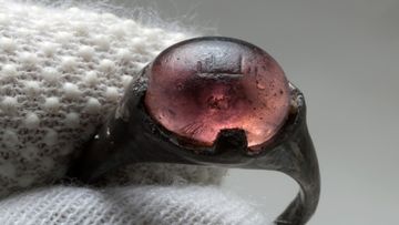 The ninth century Viking ring. (Swedish History Museum)