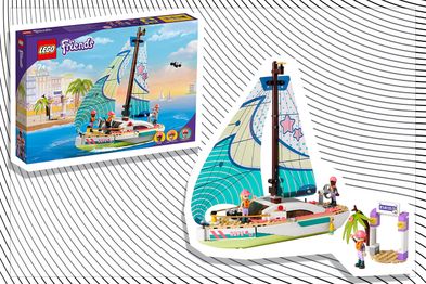 9PR: LEGO Friends Stephanie's Sailing Adventure Boat Toy Set with 3 Mini Dolls