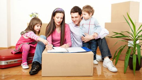 Moving with kids: how to make things work