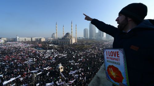 More than 800,000 Chechens rally against Charlie Hebdo cartoons