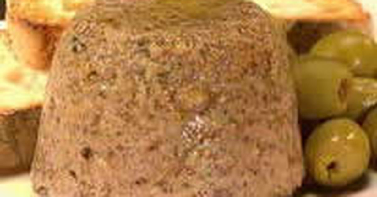 Mushroom and hazelnut pate - 9Kitchen